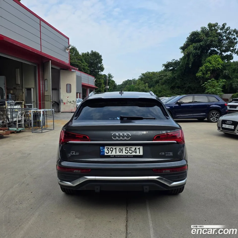 Audi Q5 45 TFSI 2023 — thumbnail 5