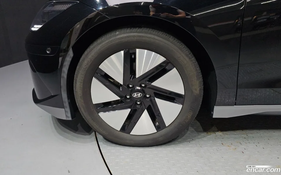 Hyundai Ioniq 6 AWD 2023 — thumbnail 5