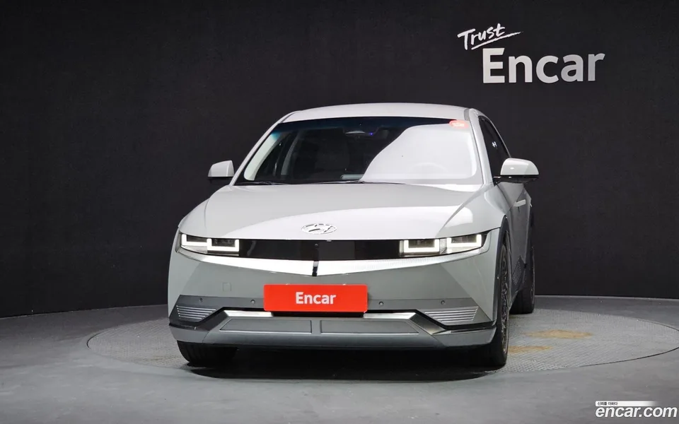 Hyundai Ioniq 5 2024 — thumbnail 3
