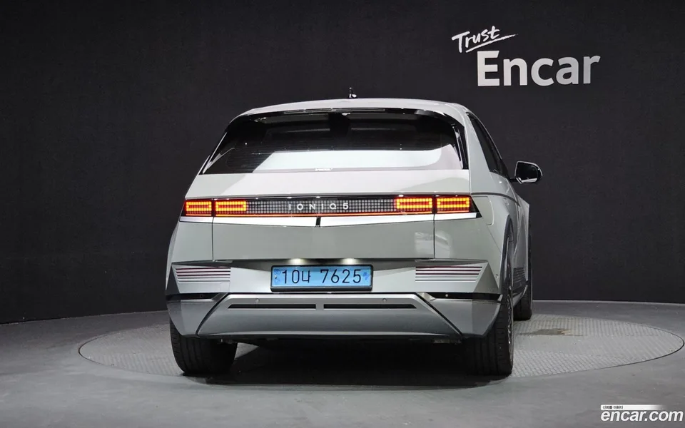 Hyundai Ioniq 5 2024 — thumbnail 4