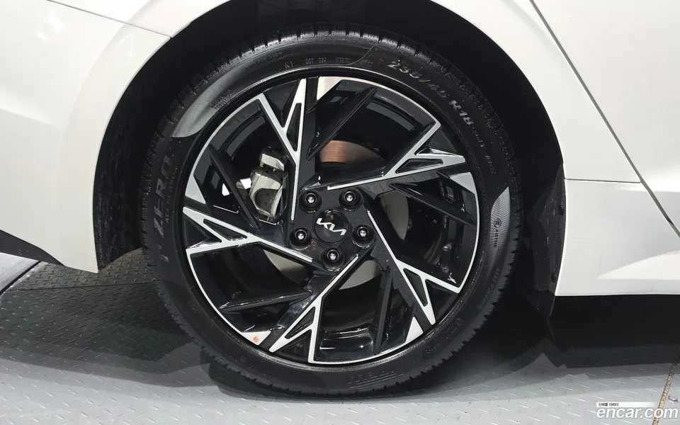 Kia K5 Hybrid 2026 — миниатюра 2