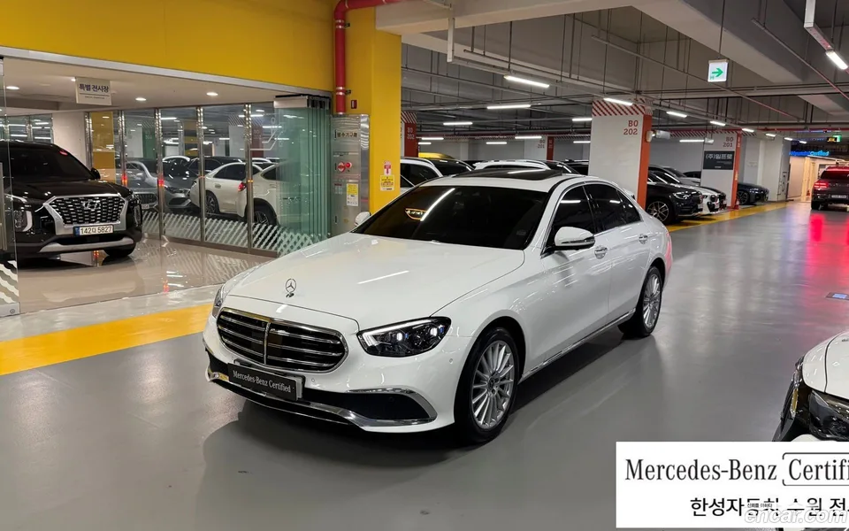Mercedes-Benz E-Class E250 2023 — фото 1, купить с доставкой в Москву