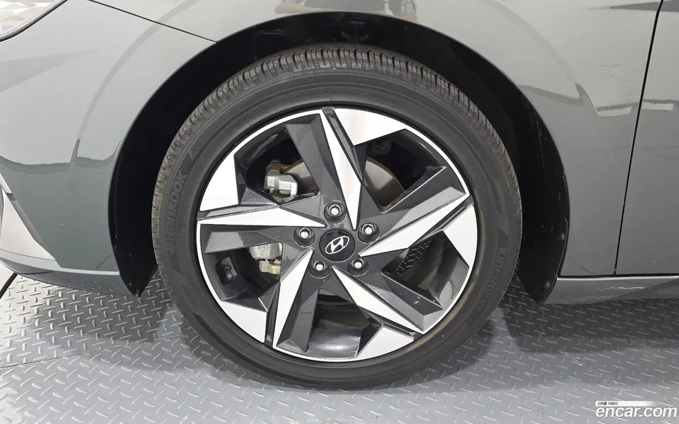 Hyundai Avante 1.6 2022 — thumbnail 2