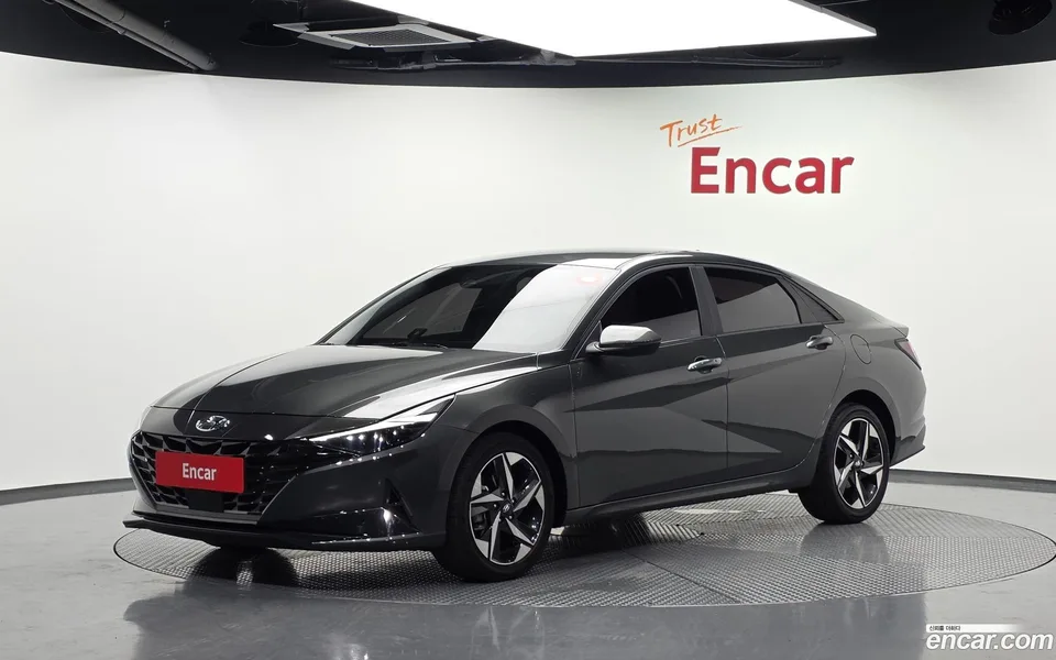 Hyundai Avante 1.6 2022 — photo 1, buy with delivery to Moscow