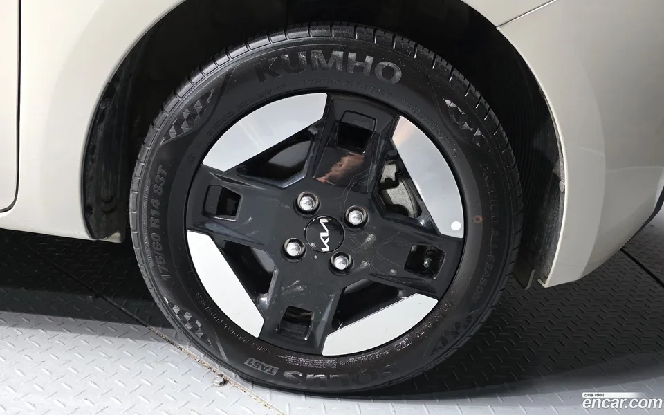 Kia Ray EV 2025 — thumbnail 2