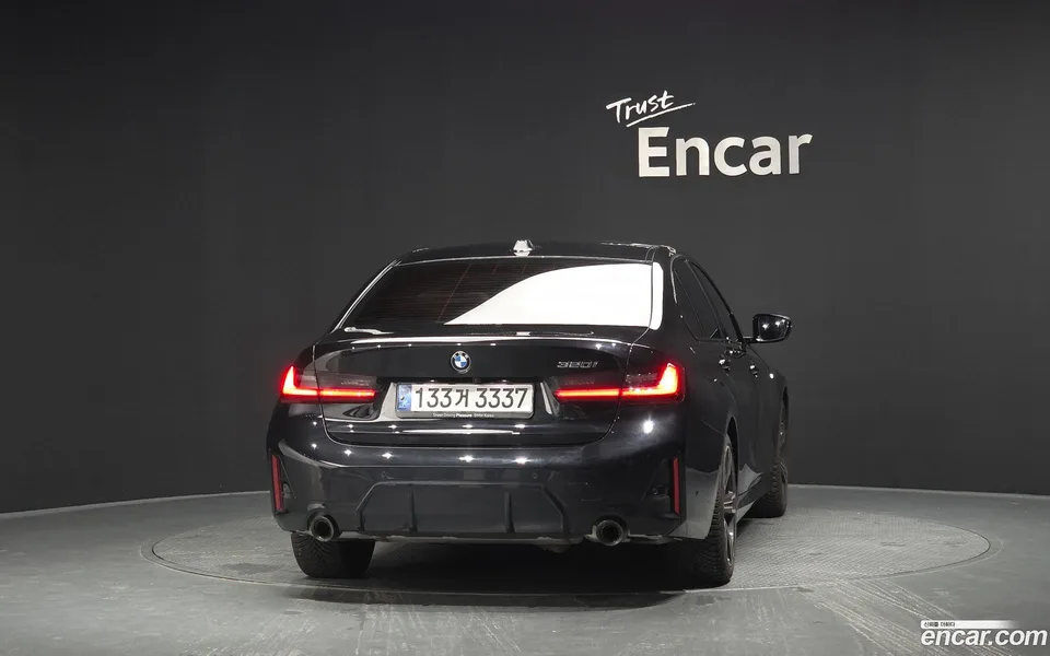 BMW 3 Series 320i M 2024 — миниатюра 4