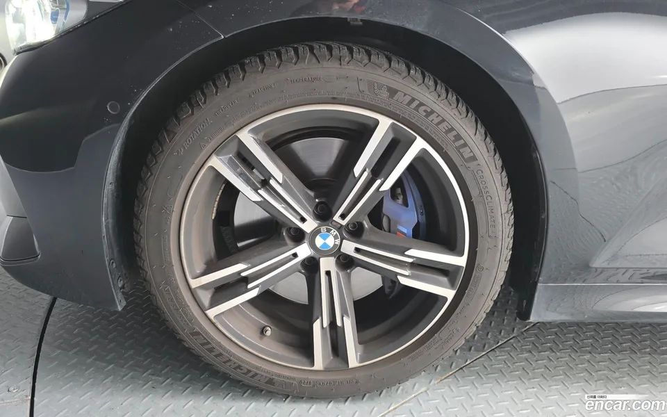 BMW 3 Series 320i M 2024 — миниатюра 5