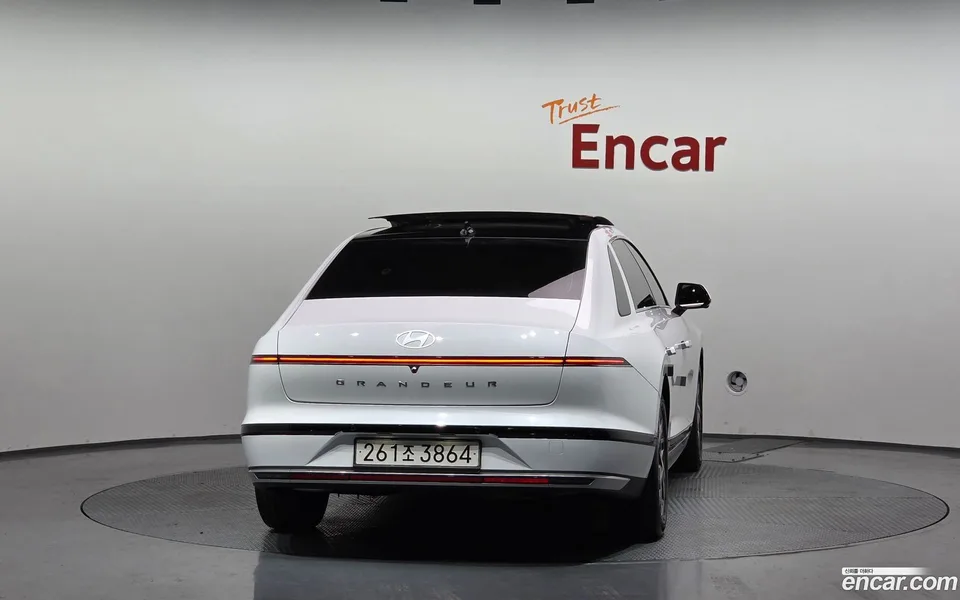 Hyundai Grandeur Hybrid 2025 — миниатюра 4