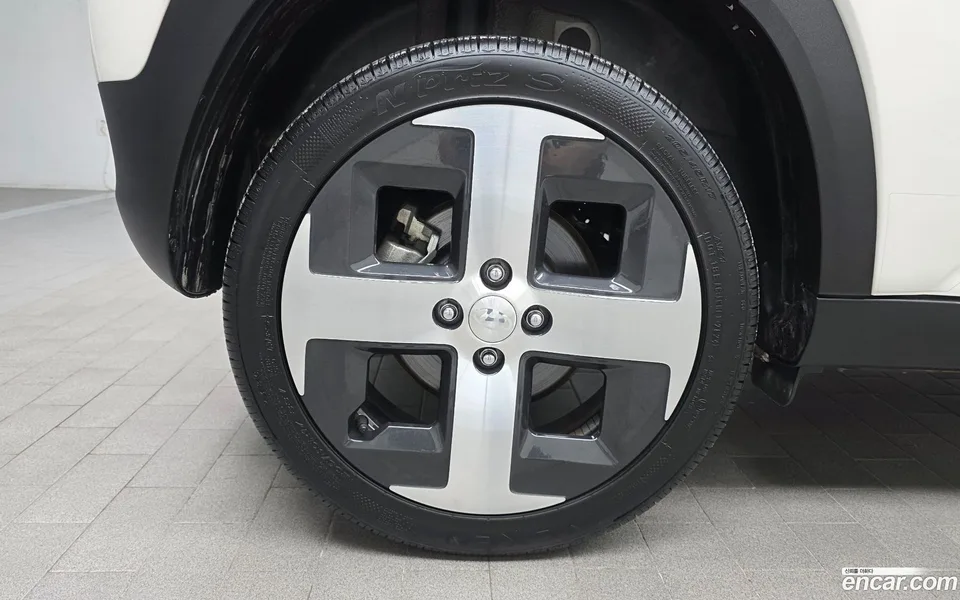 Hyundai Casper Electric 2024 — thumbnail 2
