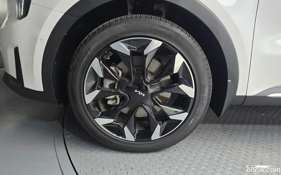 Kia Sorento 2.5T 4WD 2025 — thumbnail 2