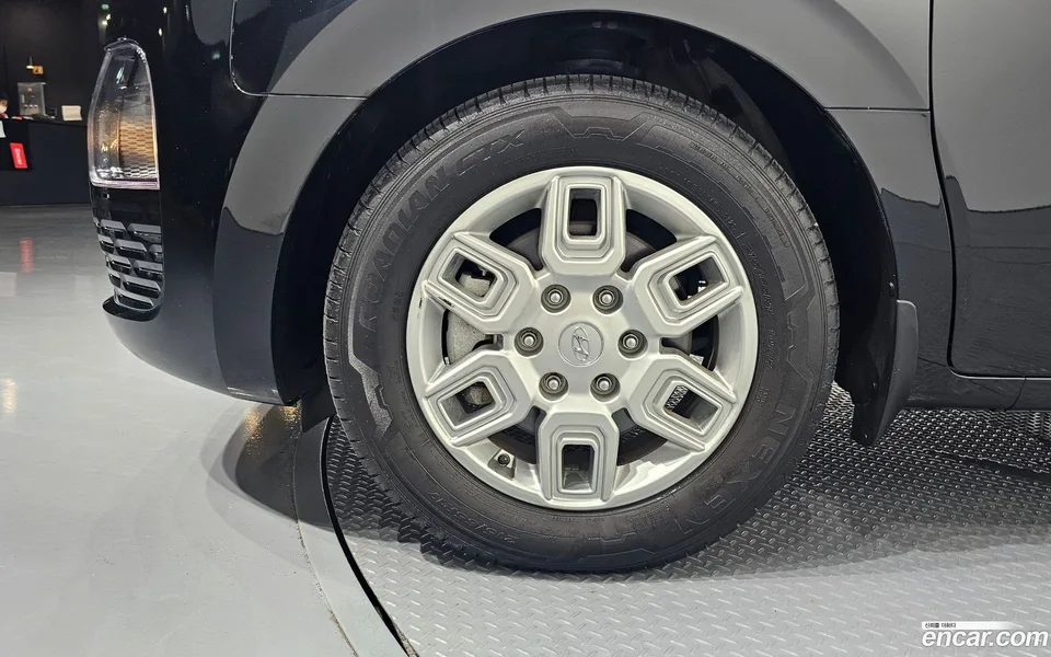 Hyundai Staria 11 2022 — thumbnail 5