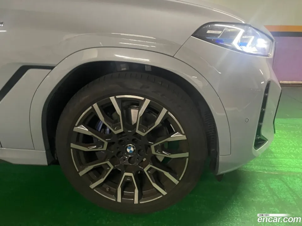 BMW X6 xDrive40i M 2025 — thumbnail 4