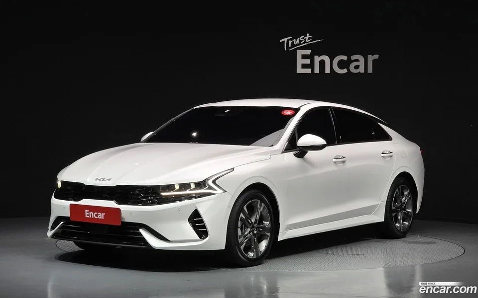 Kia K5 Hybrid 2023 — photo 1, buy with delivery to Moscow