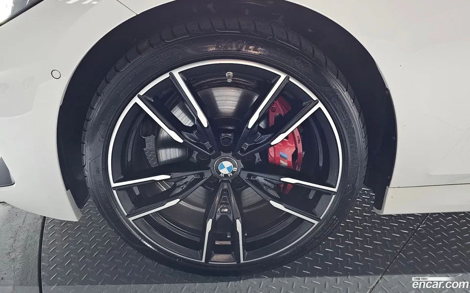 BMW 3 Series M340i xDrive 2024 — thumbnail 2