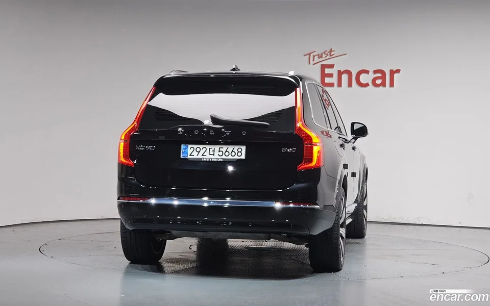 Volvo XC90 B6 2024 — thumbnail 4