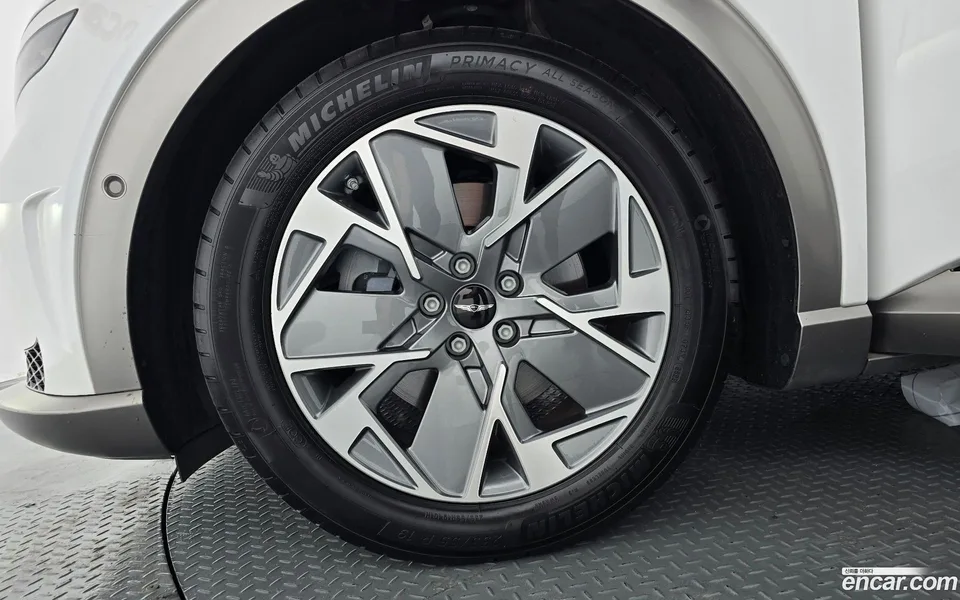 Genesis GV60 2022 — thumbnail 5