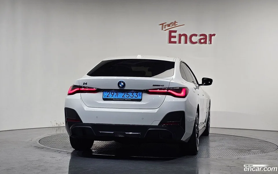 BMW i4 eDrive40 M 2022 — thumbnail 4