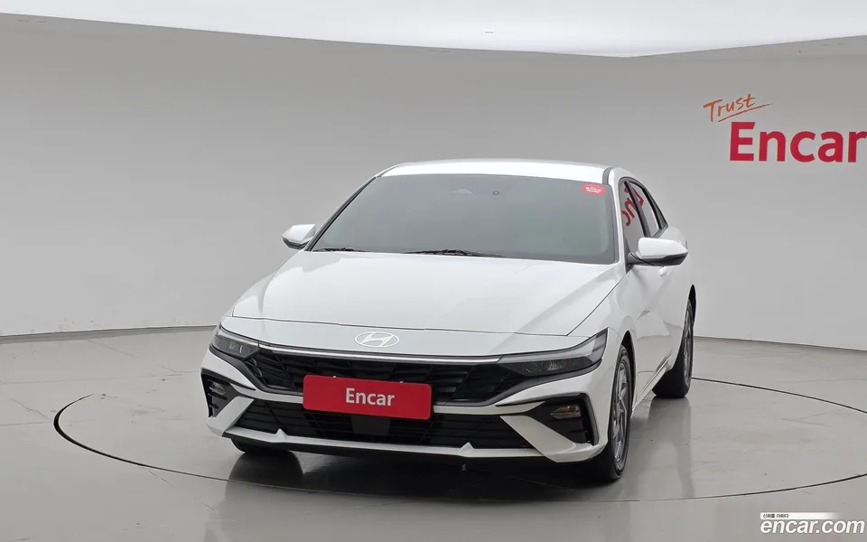 Hyundai Avante CN7 1.6 2023 — thumbnail 3