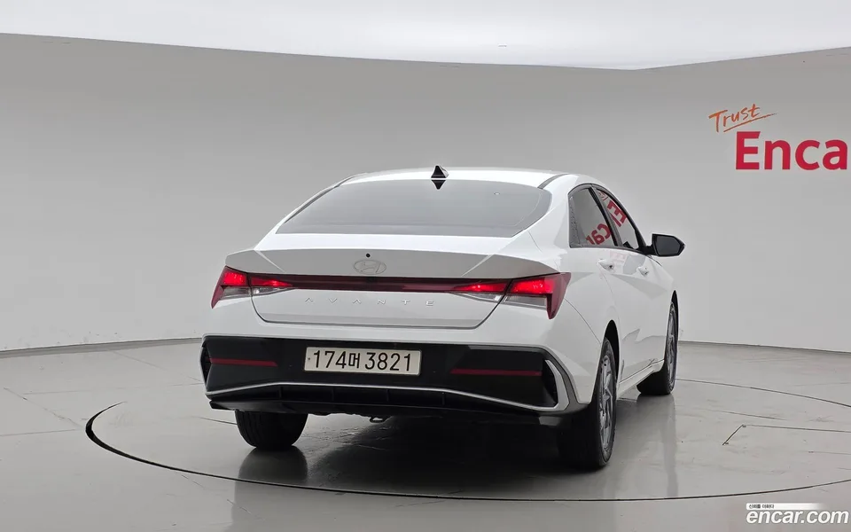 Hyundai Avante CN7 1.6 2023 — thumbnail 4