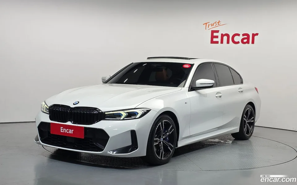BMW 3 Series 320i M 2023 — photo 1, buy with delivery to Moscow