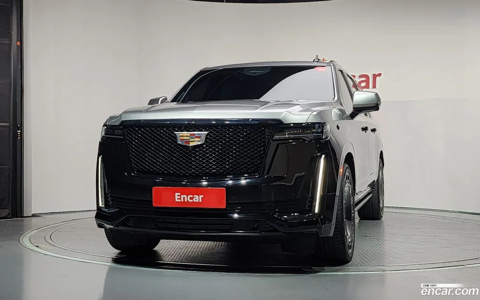Cadillac Escalade 6.2 ESV 2022 — миниатюра 3
