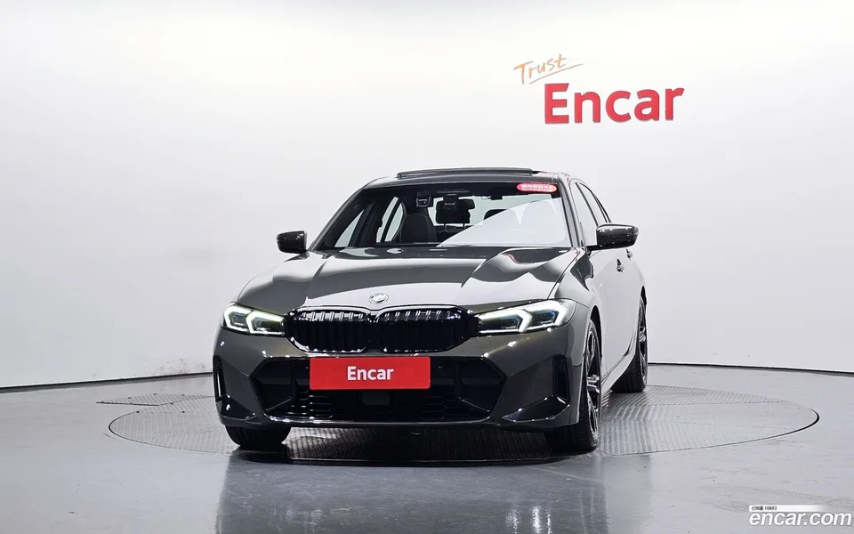 BMW 3 Series 320i M 2025 — thumbnail 3