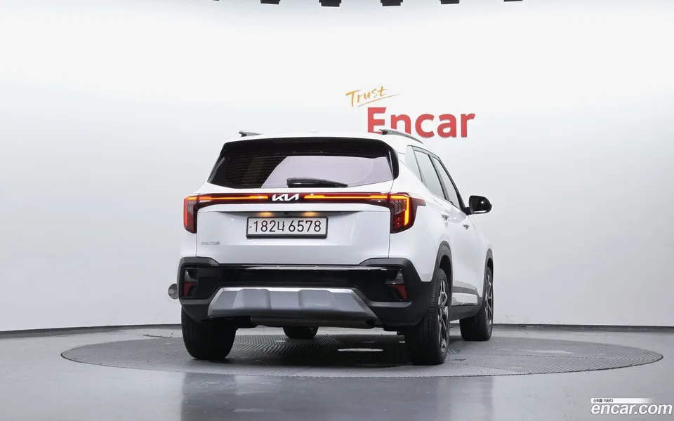 Kia Seltos 1.6 2WD 2022 — миниатюра 4