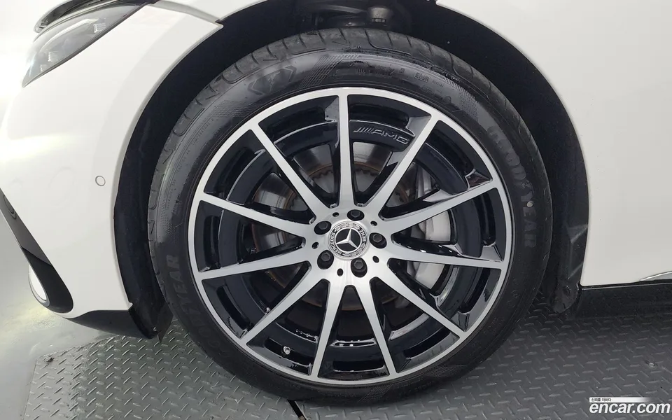 Mercedes-Benz EQS EQS450 4MATIC 2023 — thumbnail 5