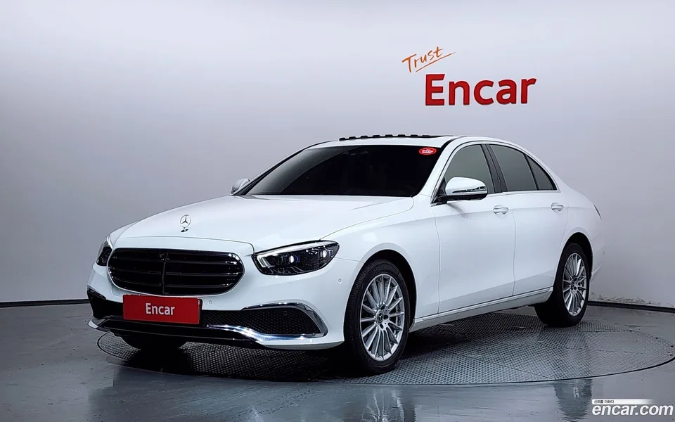 Mercedes-Benz E-Class E250 2023 — photo 1, buy with delivery to Moscow