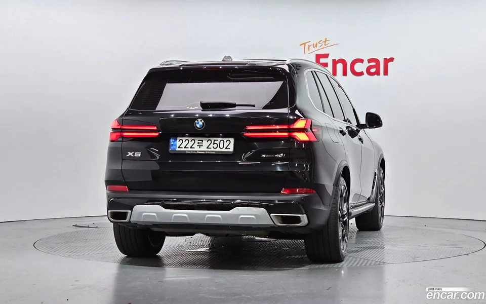 BMW X5 xDrive 40i xLine 2024 — thumbnail 4