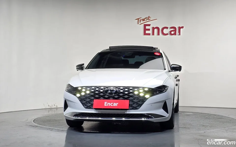 Hyundai Grandeur IG Hybrid 2022 — миниатюра 3