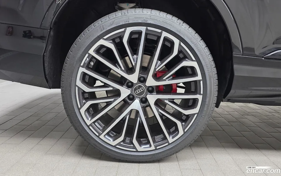 Audi SQ7 (4M) 4.0 TFSI 2026 — thumbnail 5