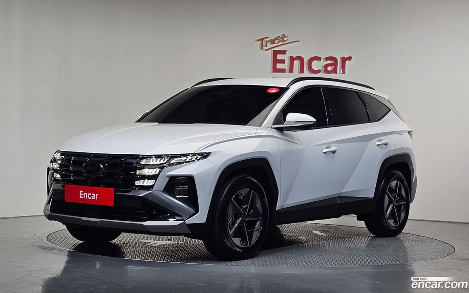 Hyundai Tucson Hybrid NX4 HEV 1.6 2WD 2025 — photo 1, buy with delivery to Moscow