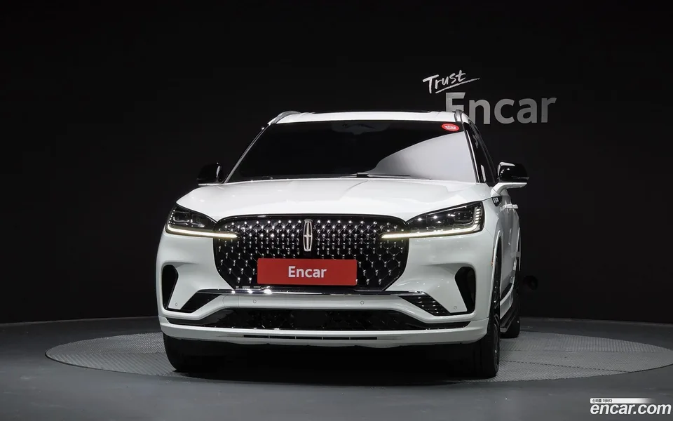 Lincoln Aviator 3.0 AWD 2025 — thumbnail 3