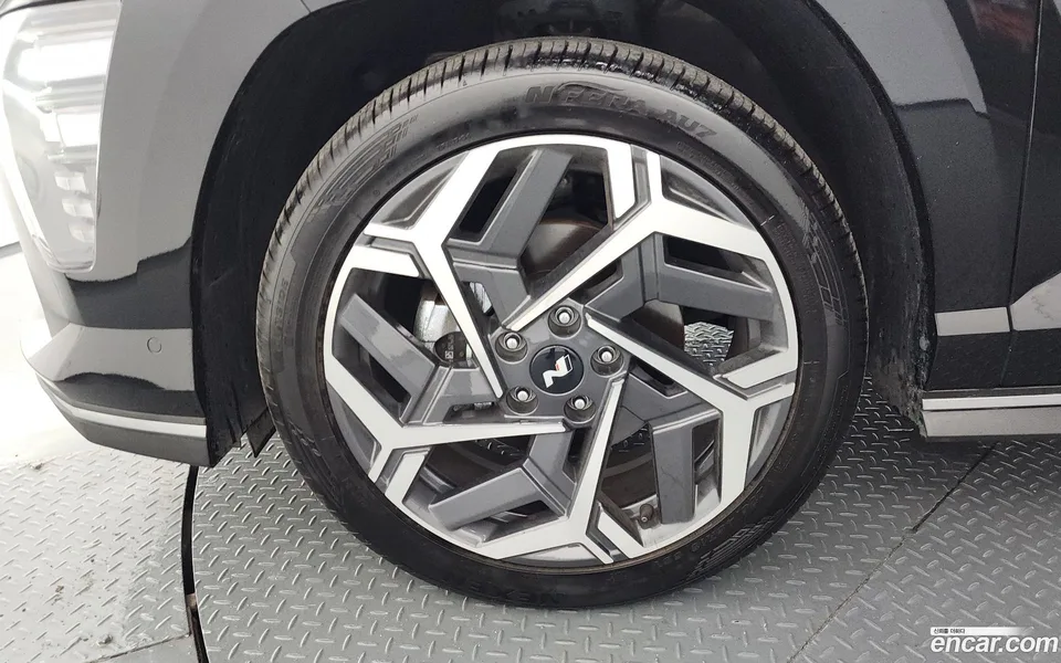 Hyundai Kona 1.6 2WD 2023 — thumbnail 2