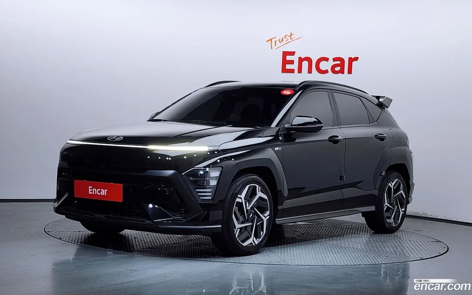Hyundai Kona 1.6 2WD 2023 — photo 1, buy with delivery to Moscow