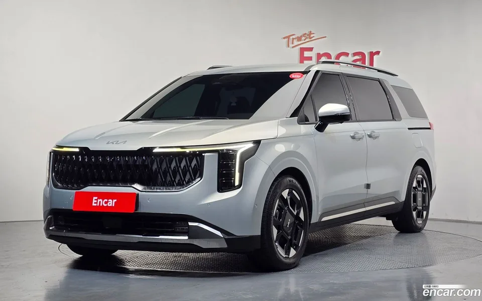 Kia Carnival 9 2024 — photo 1, buy with delivery to Moscow