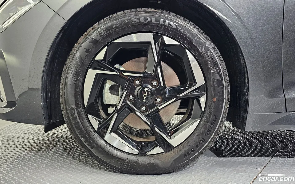 Kia K5 2.0 2025 — thumbnail 2