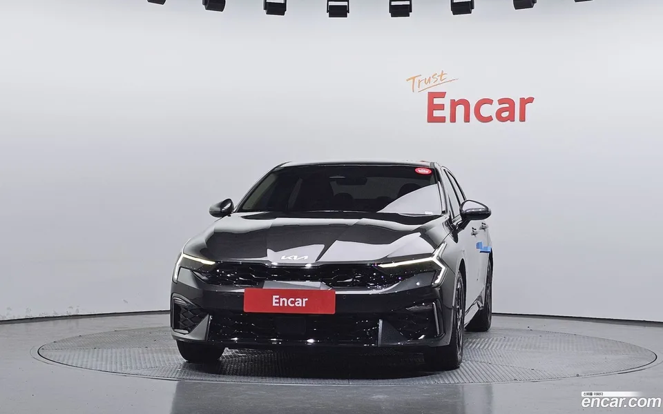 Kia K5 2.0 2025 — thumbnail 3