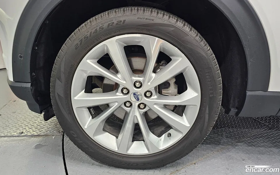Ford Explorer 3.0 4WD 2022 — thumbnail 2