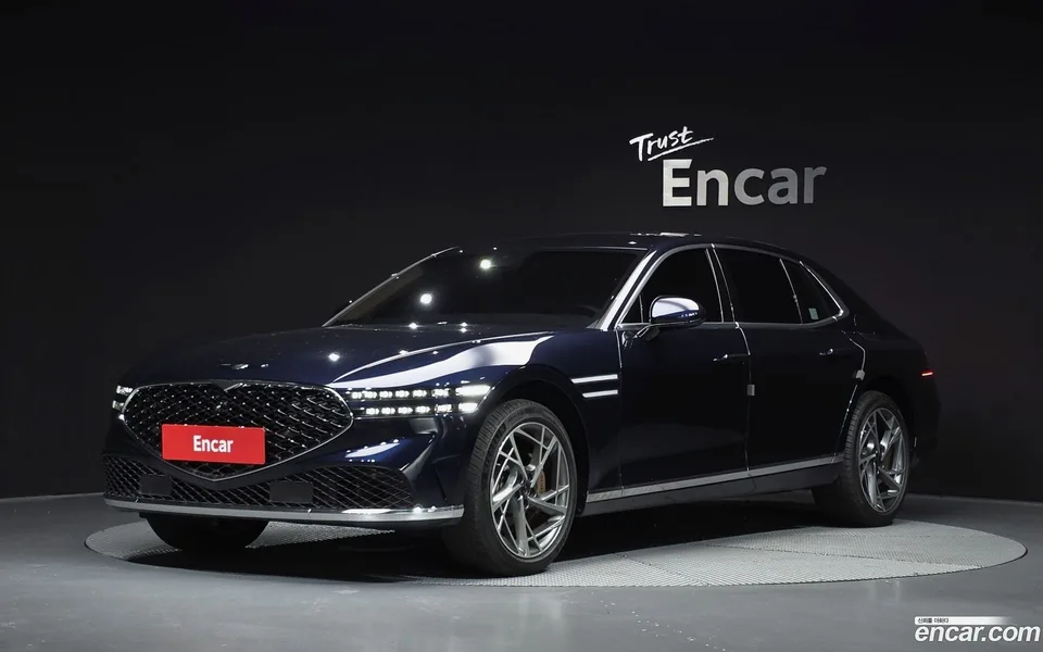 Genesis G90 3.5 e-S/C AWD 2023 — photo 1, buy with delivery to Moscow