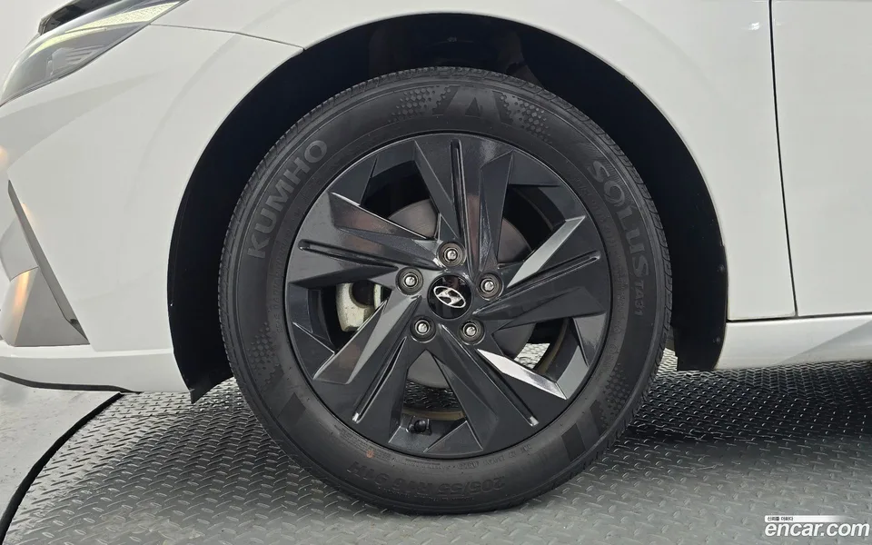 Hyundai Avante 1.6 2023 — thumbnail 2