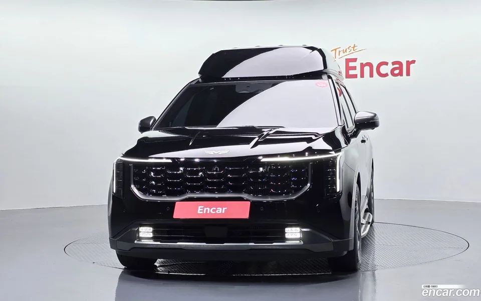 Kia Carnival HEV 9 () 2025 — thumbnail 3
