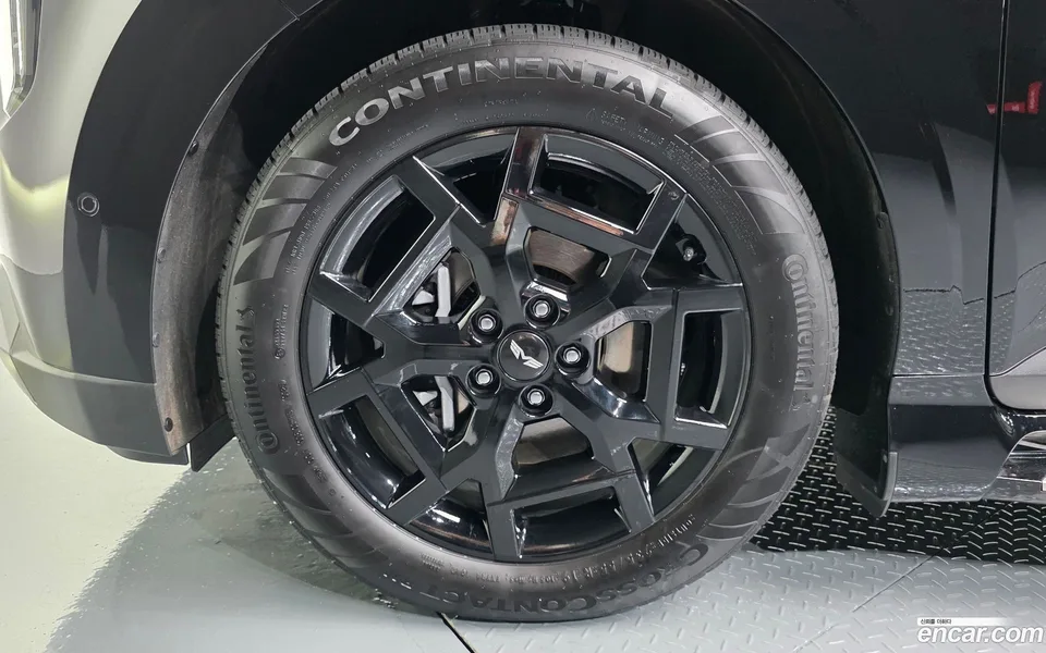 Kia Carnival HEV 9 () 2025 — thumbnail 5