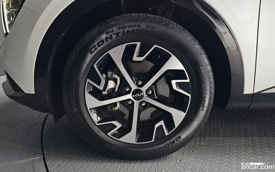 Kia Sportage Hybrid 2WD 2022 — thumbnail 5