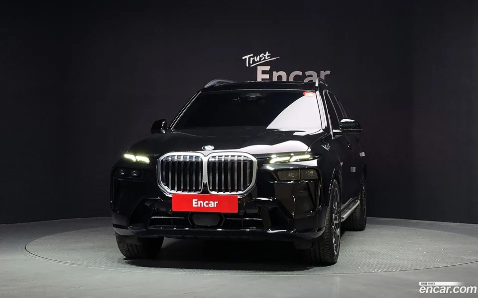 BMW X7 xDrive 40d M 6 2025 — thumbnail 3