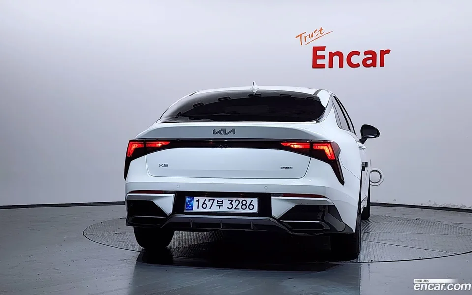 Kia K5 Hybrid 2024 — thumbnail 4