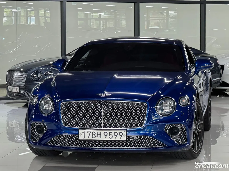 Bentley Continental GT 4.0 GT 2022 — photo 1, buy with delivery to Moscow