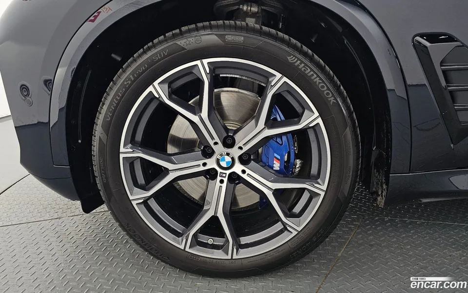 BMW X5 xDrive 30d M 2025 — thumbnail 5
