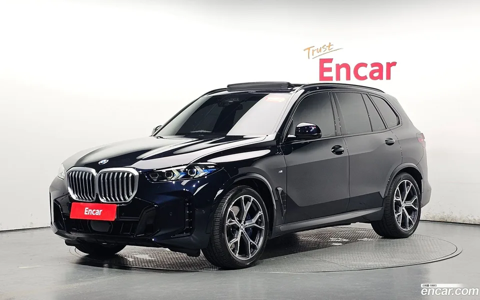 BMW X5 xDrive 30d M 2025 — photo 1, buy with delivery to Moscow
